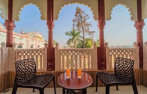 The Royal Paradise Resort and Salt Yard