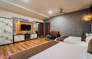 The Royal Paradise Resort and Salt Yard