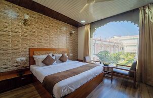 The Royal Paradise Resort and Salt Yard