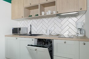 Cosy Marina 1 With Balcony by Renters