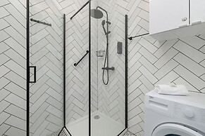 Cosy Marina 1 With Balcony by Renters