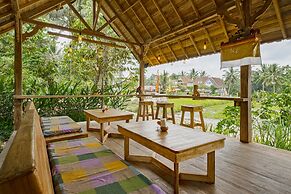 Joglo Organik Guesthouse