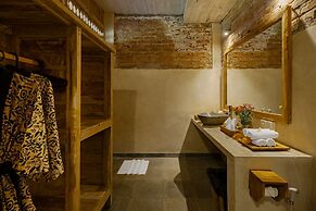 Joglo Organik Guesthouse