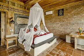 Joglo Organik Guesthouse