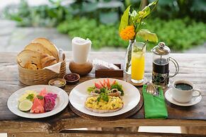 Joglo Organik Guesthouse