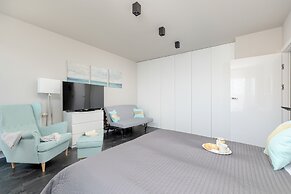 Two-level Apartment by Renters