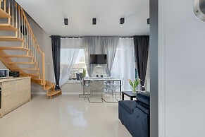 Two-level Apartment by Renters