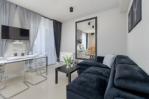 Two-level Apartment by Renters