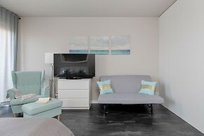 Two-level Apartment by Renters