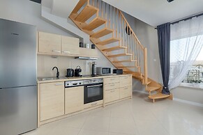 Two-level Apartment by Renters