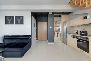 Two-level Apartment by Renters