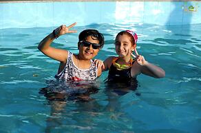 Sahib Farms and Resorts