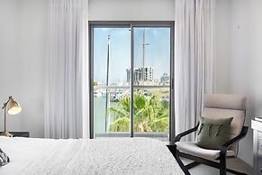 Marina Waterfront Haven by Sea N' Rent