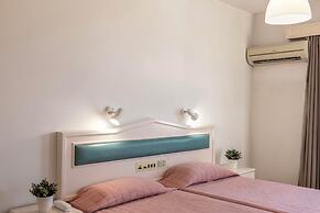 Seagull Hotel