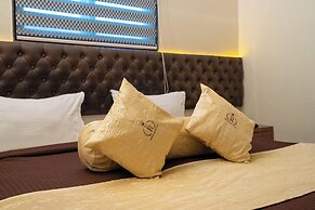 Hotel Royce Executive