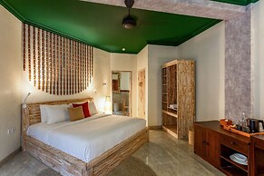 Semana Residences by Cove