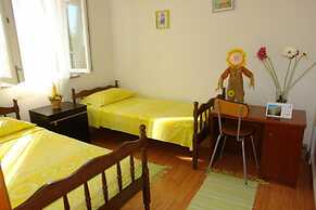 Apartments Danijela Novalja