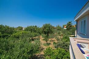 Apartments Danijela Novalja