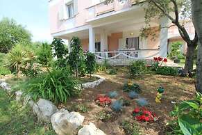 Apartments Danijela Novalja