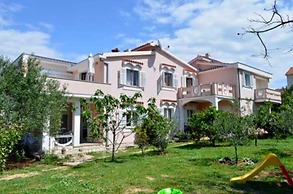 Apartments Danijela Novalja