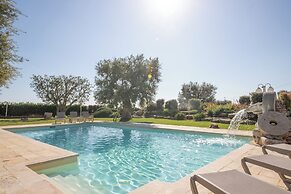 Masseria Galleppa Rooms Pool and Relax