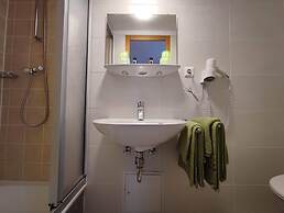 Room in Guest Room - Pension Forelle - Double Room No01