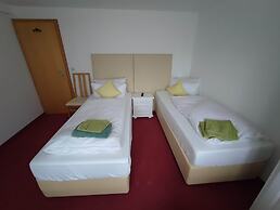 Room in Guest Room - Pension Forelle - Double Room 01