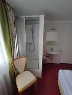 Room in Guest Room - Pension Forelle - Double Room 01