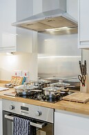 Luxury 2 Bedroom Apartments with Parking