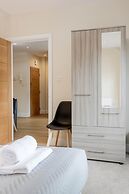 Luxury 2 Bedroom Apartments with Parking