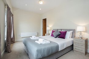 Luxury 2 Bedroom Apartments with Parking