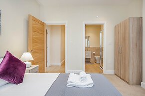 Luxury 2 Bedroom Apartments with Parking