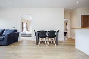 Luxury 2 Bedroom Apartments with Parking