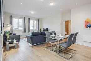 Luxury 2 Bedroom Apartments with Parking