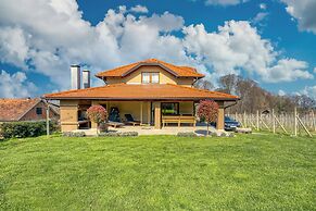 Hedonistic Vineyard Estate