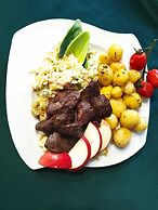 Shick Hostel & Apartments