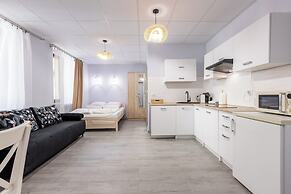 Shick Hostel & Apartments