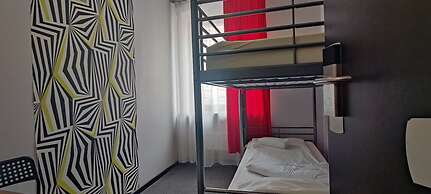 Shick Hostel & Apartments
