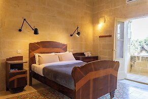 Ta' Nikola Farmhouse