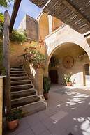 Ta' Nikola Farmhouse