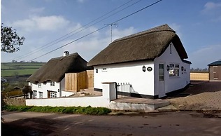 Thatched Cottage Annex in Stokeinteignhead