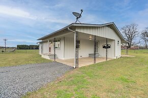 Historic Greers Ferry Home < 2 Mi to Shiloh Marina