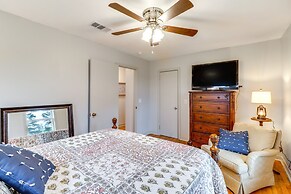 Historic Greers Ferry Home < 2 Mi to Shiloh Marina