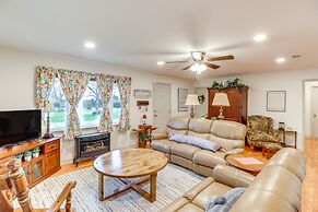 Historic Greers Ferry Home < 2 Mi to Shiloh Marina