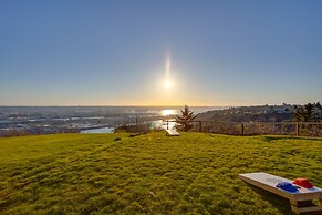 Scenic Tacoma Apartment w/ Deck & Fire Pit!