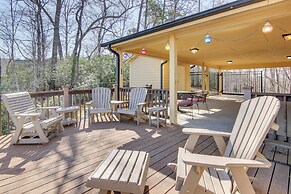 Furnished Deck + Mtn Views: Rutherfordton Home