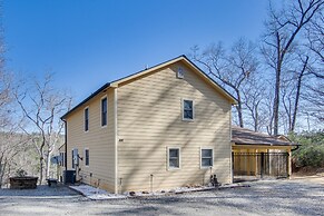 Furnished Deck + Mtn Views: Rutherfordton Home