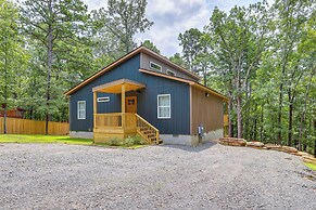 Waterfront Retreat on Greers Ferry Lake w/ Hot Tub