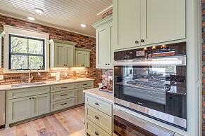 Riverfront Mountain View Cabin w/ Deck & Grill!