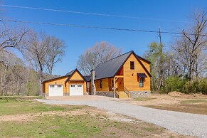 Riverfront Mountain View Cabin w/ Deck & Grill!
